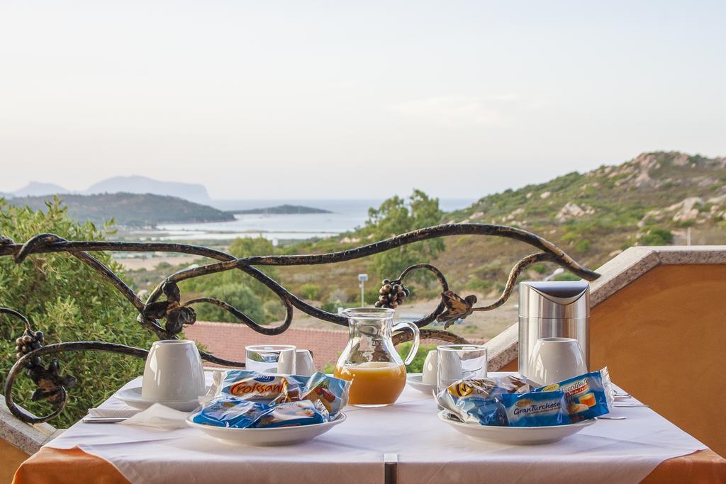 I Mari Di Gallura Suites And Rooms San Teodoro  Zewnętrze zdjęcie